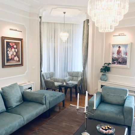 Knez Sima Jacuzzi, 3 Bedrooms, Balcony In Stari Grad Белград Екстер'єр фото