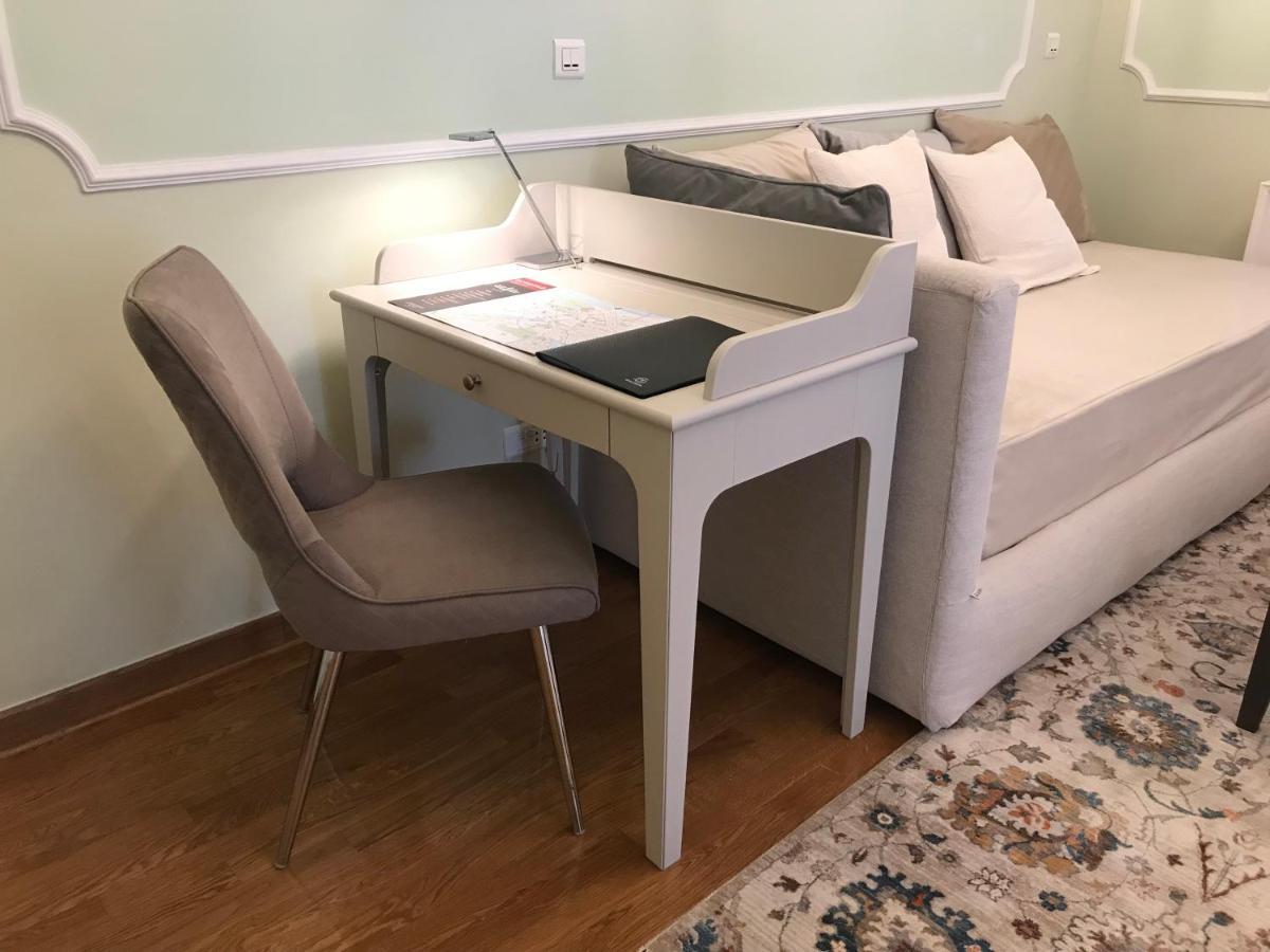 Knez Sima Jacuzzi, 3 Bedrooms, Balcony In Stari Grad Белград Екстер'єр фото